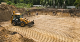 Разработка котлована Краснокамск, цена от 311 руб./м3.